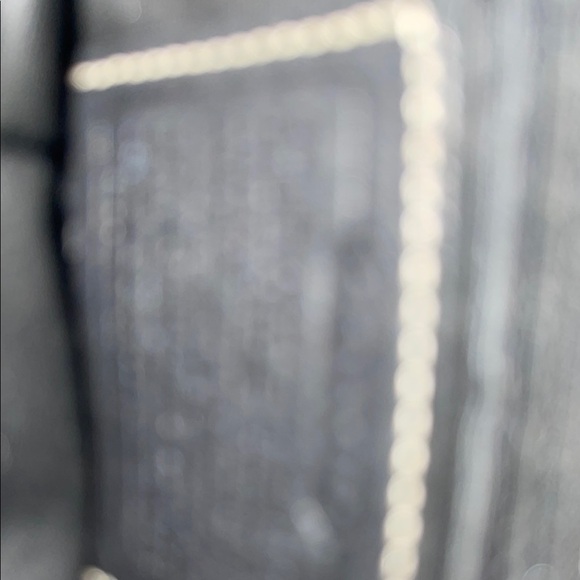 A slouchy hobo- bucket style slim style shoulder bag in Black leather - Picture 4 of 7